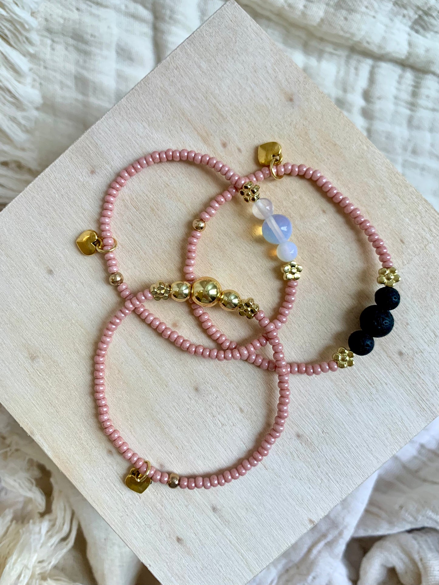 Bracelet Rose Ballerine avec Petite Fleur