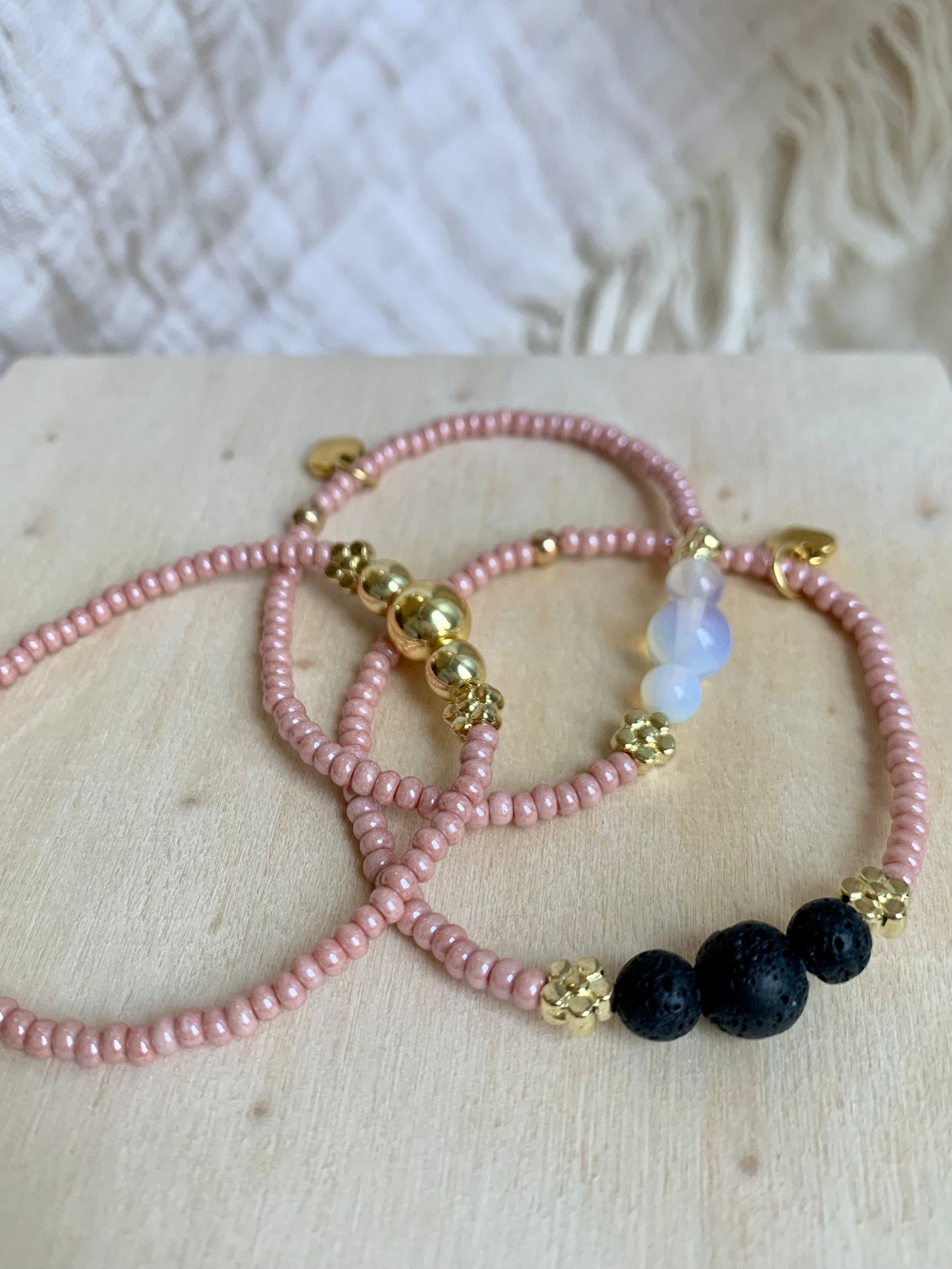 Bracelet Rose Ballerine avec Petite Fleur
